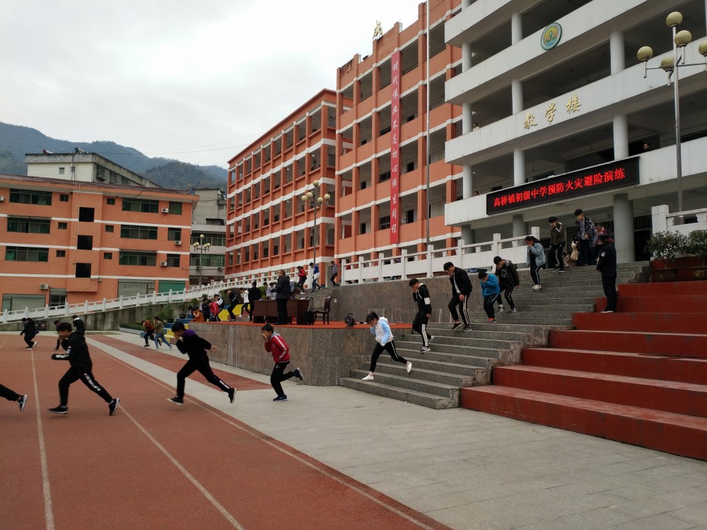 ������ѧ����������ɢ�������Ƭ