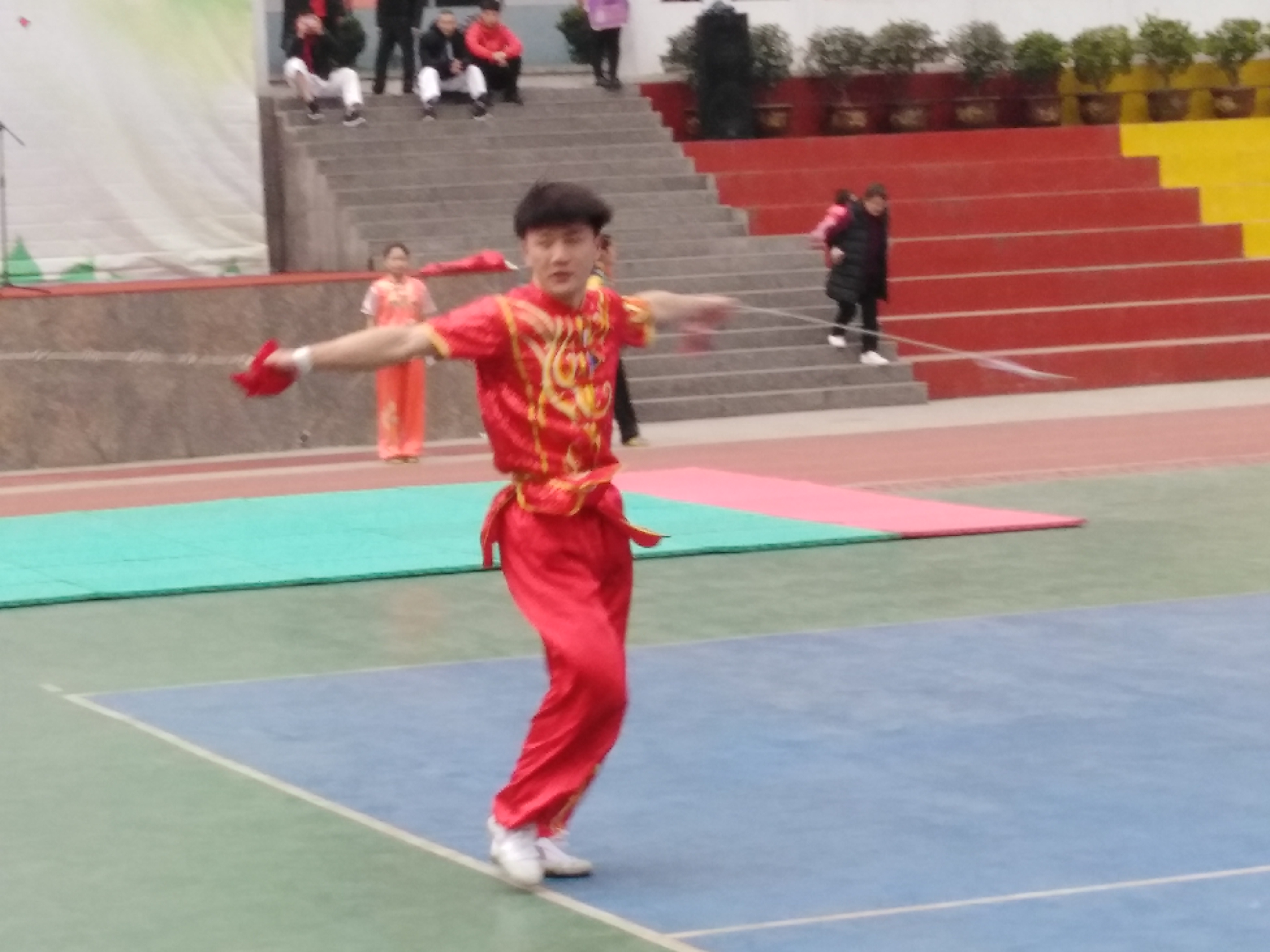 3341C8AD9FE94A51DD25480409EB5F4E